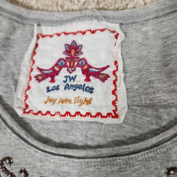 Johnny Was JW Los Angeles Embroidered Gray 3D Floral Bird Applique Short Sleeve - Picture 7 of 8